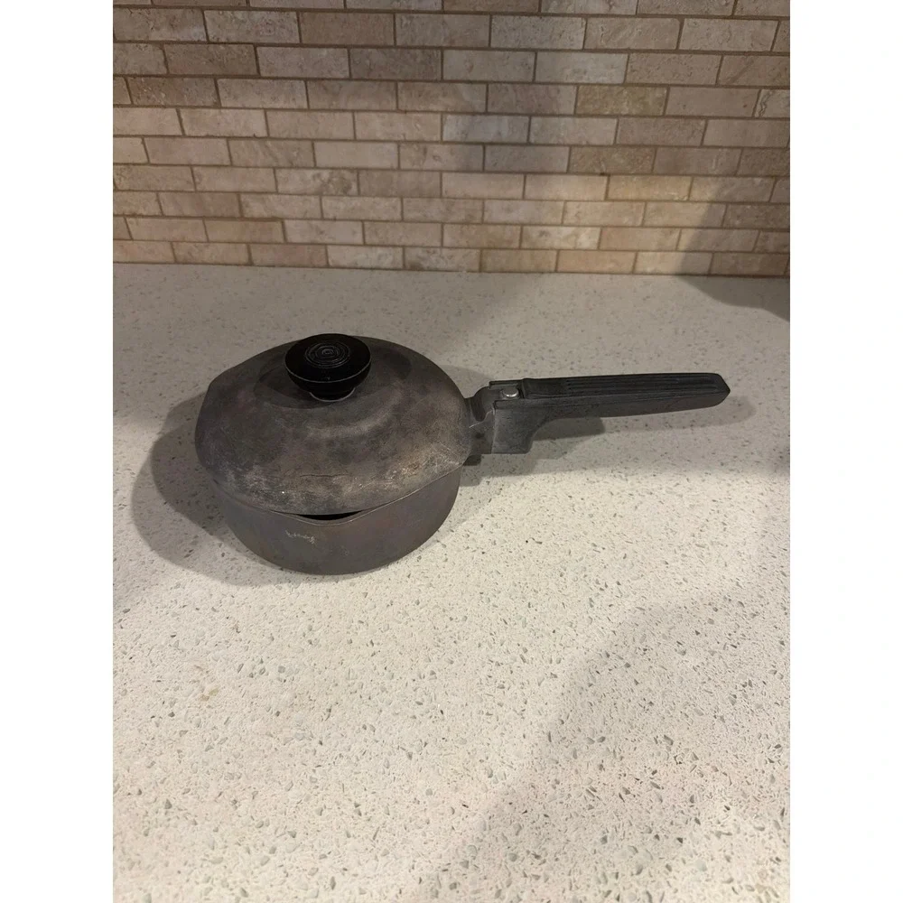 Vintage Magnalite GHC 1Qt Sauce‎ Pan Cast Aluminum USA